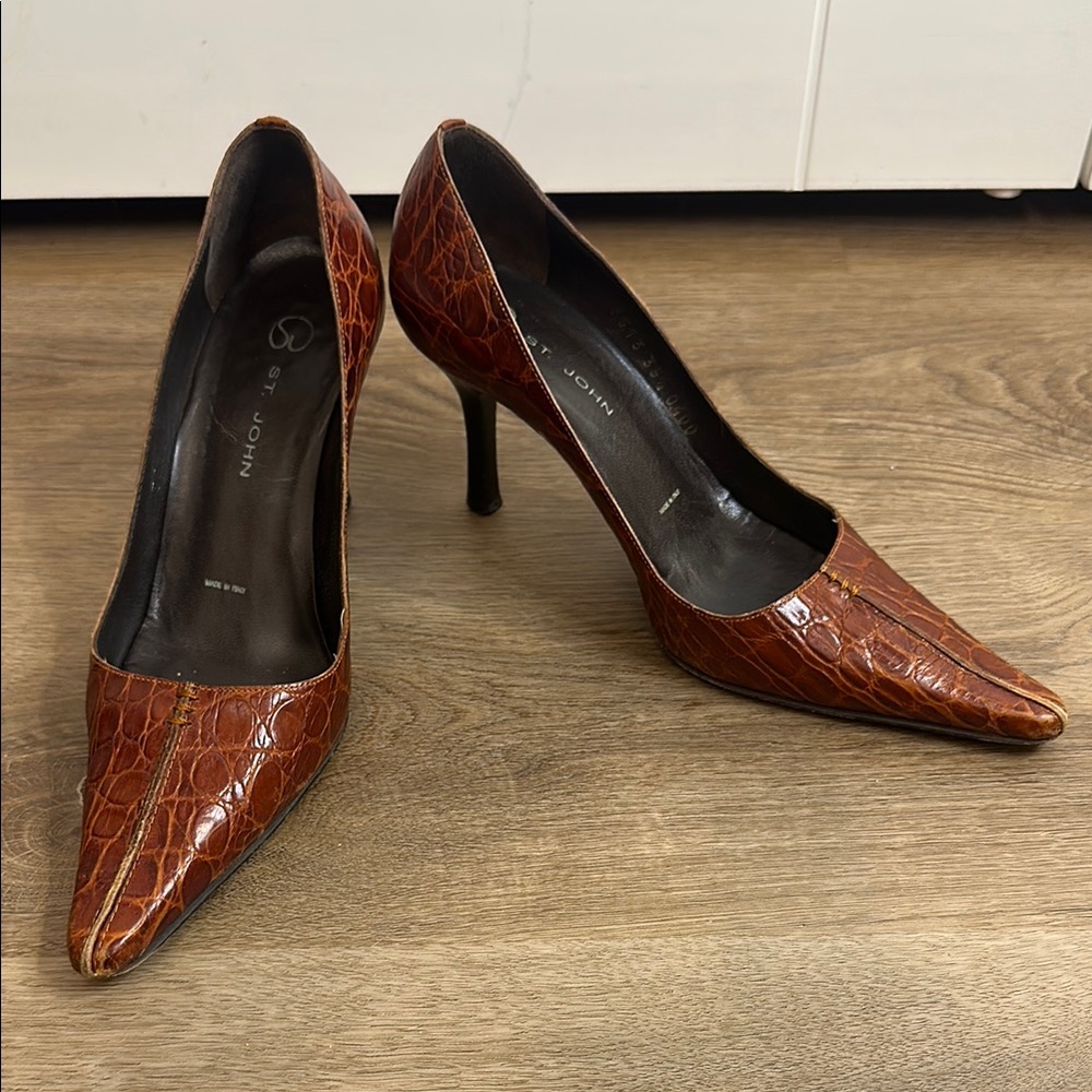 Brown Textured Leather Pointed Toe Heels 3”Vero Cuoio Size 5.5 B ST JOHNS
